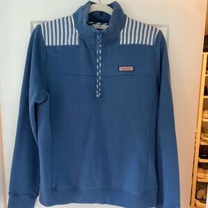 Vineyard Vines sweatshirt